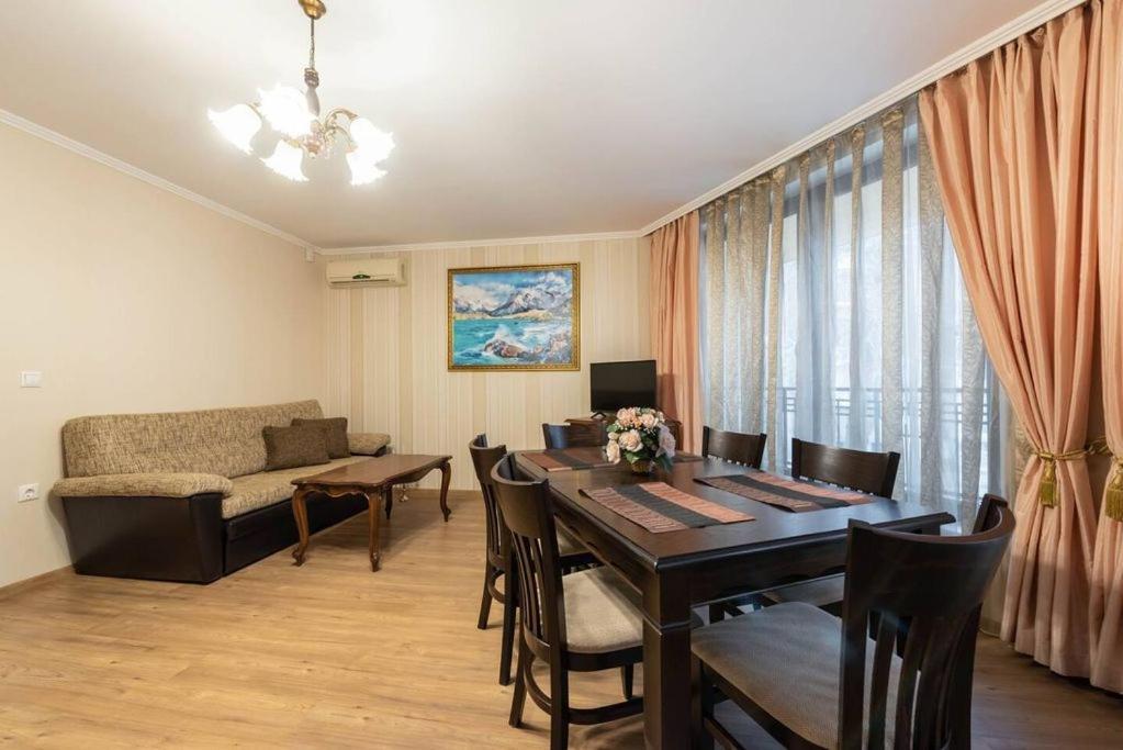 Vazov Residence , Two Bedroom Top Centre Apartment Βάρνα Εξωτερικό φωτογραφία