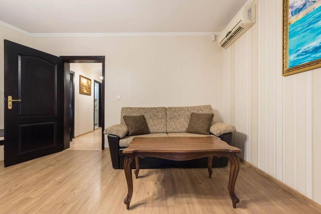 Vazov Residence , Two Bedroom Top Centre Apartment Βάρνα Εξωτερικό φωτογραφία